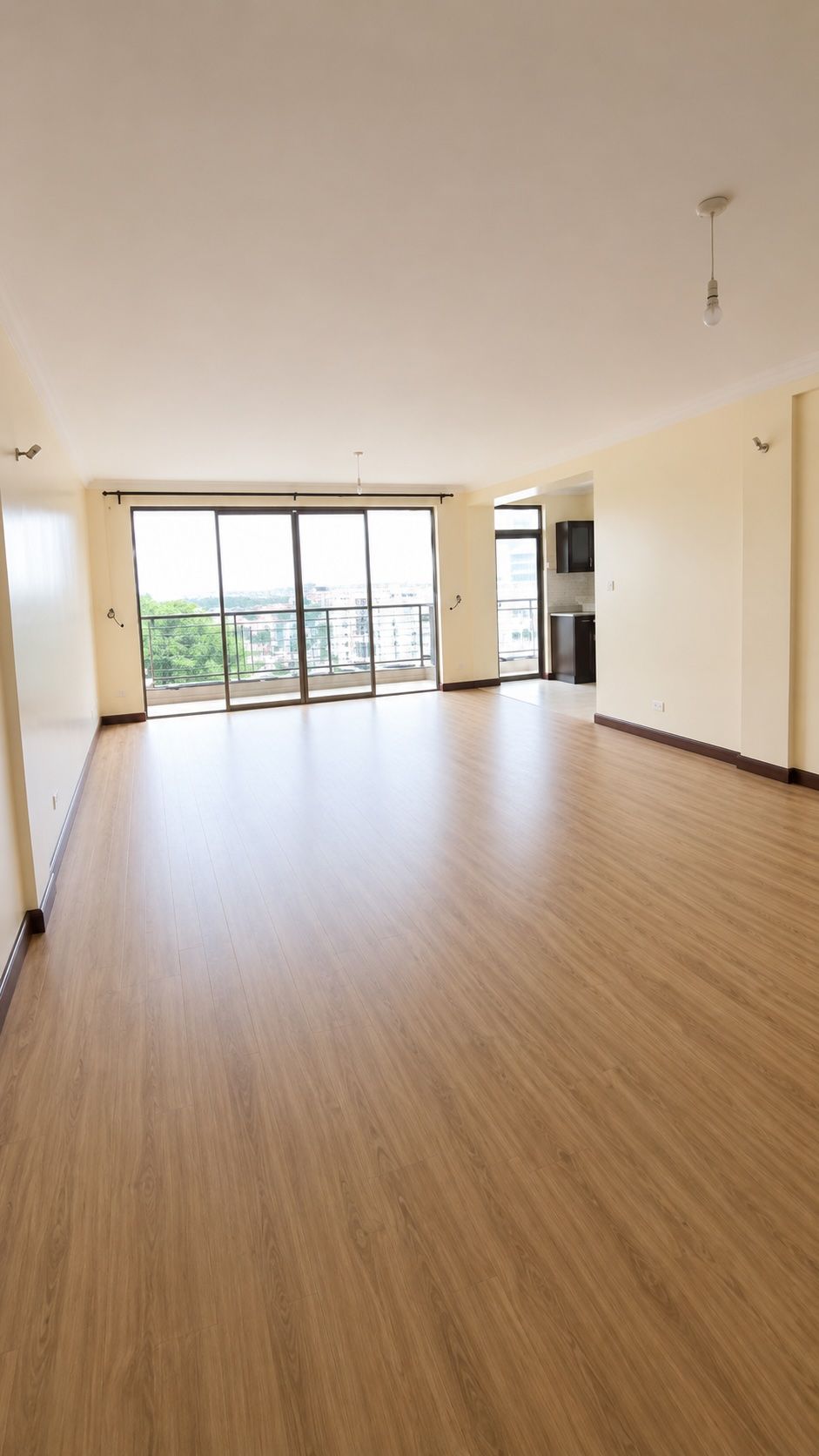 4 Bed Apartment with 2 En Suite in Kilimani