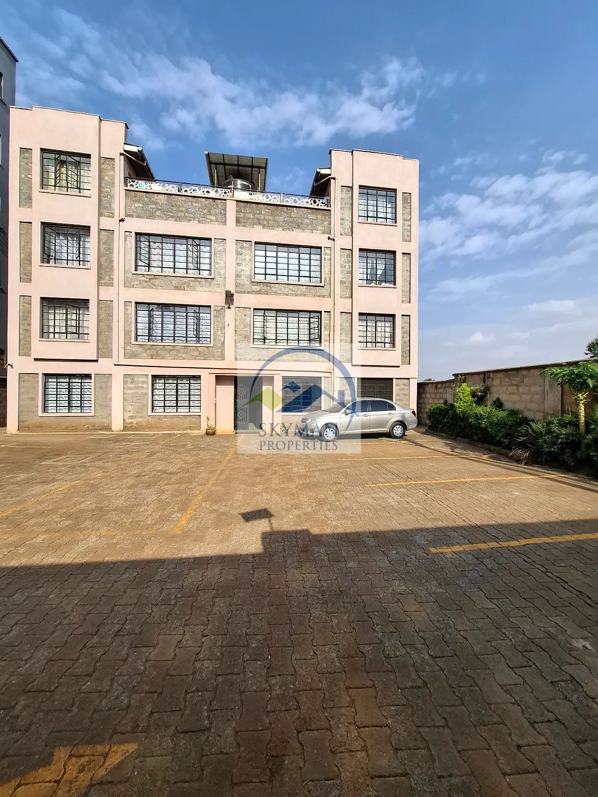 2 Bed Apartment with En Suite in Uthiru/Ruthimitu